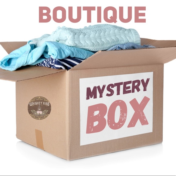 BOUTIQUE MYSTERY BOX Valued at $150+ Size Large - Picture 15 of 15